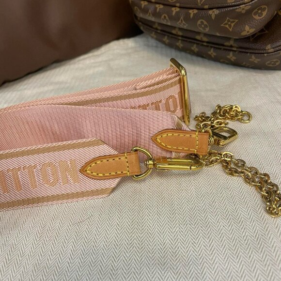 Louis Vuitton Shoulder Bag - Picture 7 of 9